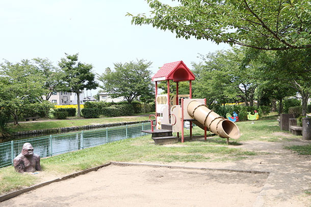 ひょこたん池公園