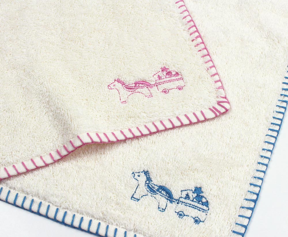 伊織オリジナル　organic pony　刺繍