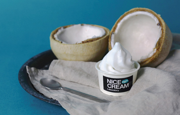 NICE CREAM イメージ　ヴィーガン　ソフトクリーム　ココナッツミルク